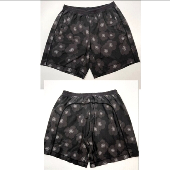 Lululemon Pace Breaker Short 9" Black and Grey Floral Size S - Picture 4 of 16